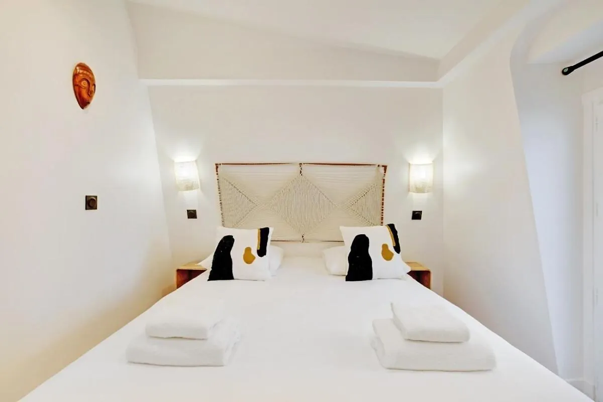 Place D'italie Modern & Renovated 3bd For 10guests Apartament *